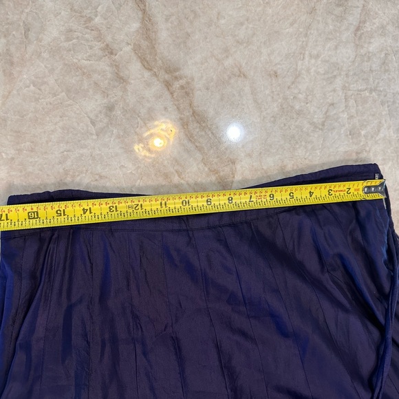 Navy blue lehenga, ivory top, printed dupatta - Picture 7 of 14